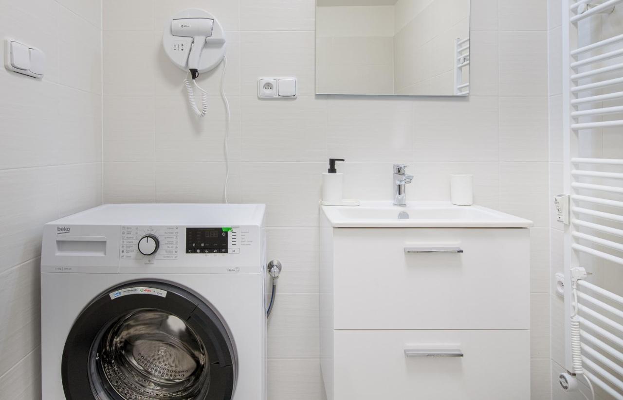 Apartmany Myslivna Остров Экстерьер фото